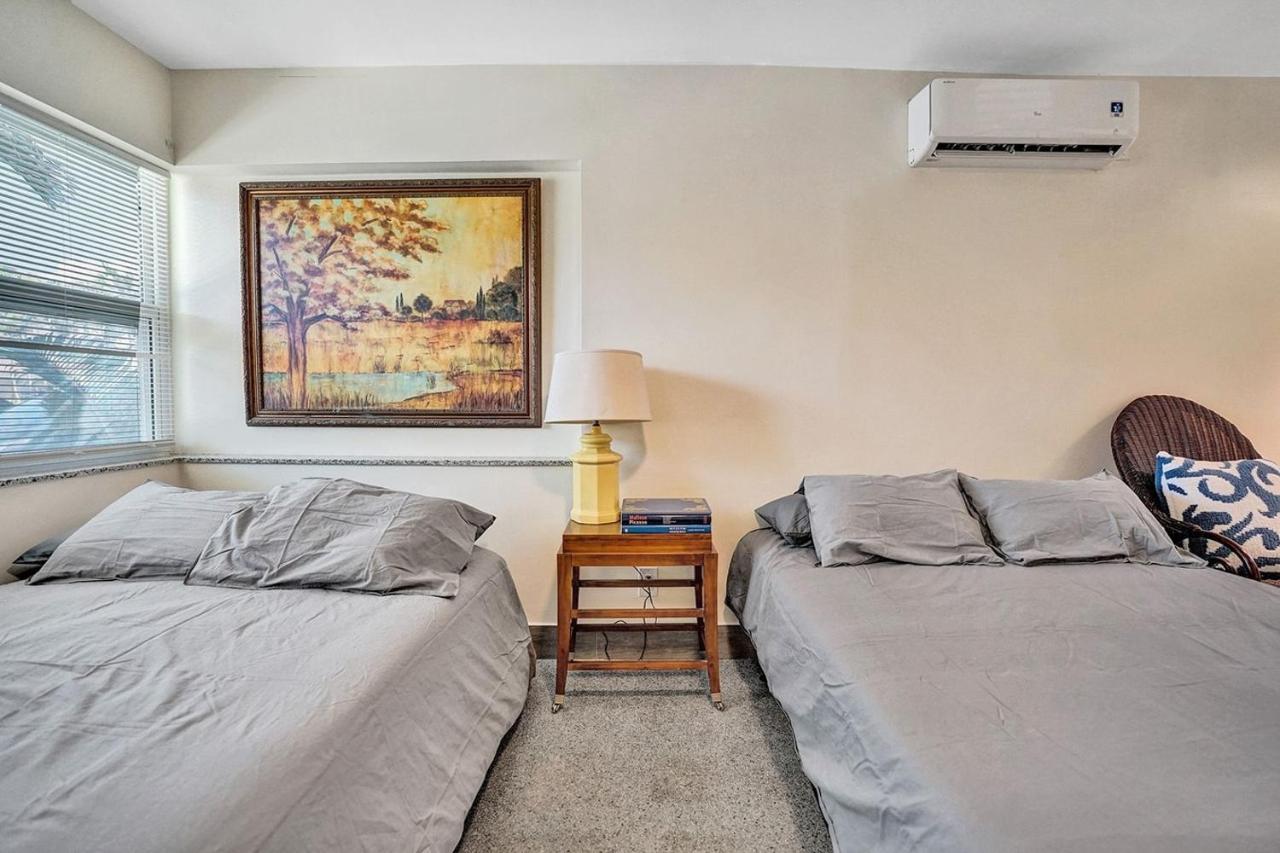 Downtown Hollywood Holiday Retreat Dania Beach Apartment Bagian luar foto