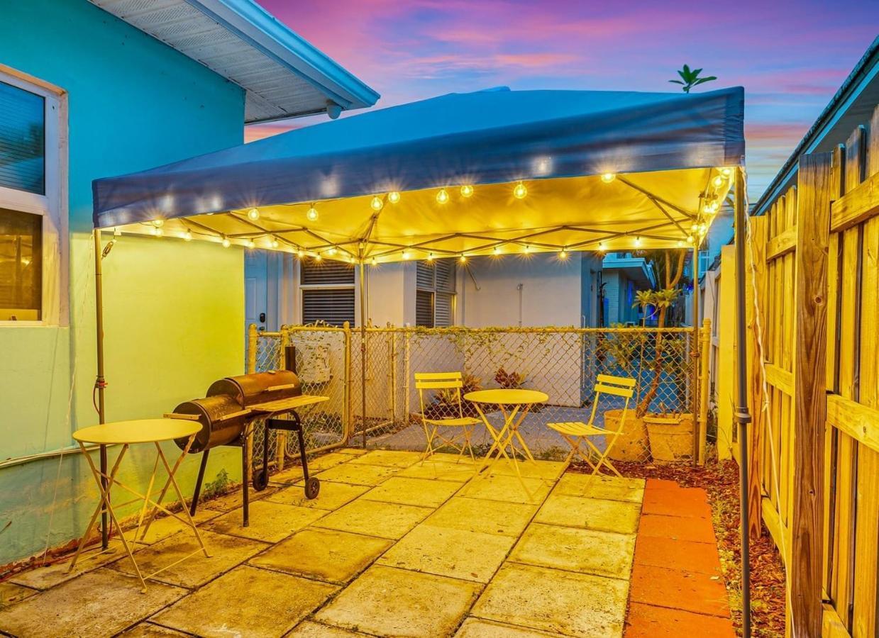 Downtown Hollywood Holiday Retreat Dania Beach Apartment Bagian luar foto